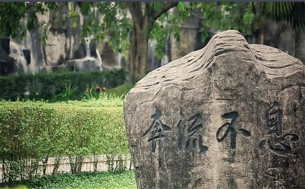 資中球溪高級(jí)中學(xué)學(xué)校環(huán)境怎么樣？